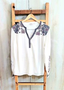 Offwhite Embroidery Work Cotton Top Size-42-XL