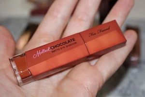 Too Faced Melted Chocolate Eyeshadow: Amaretto