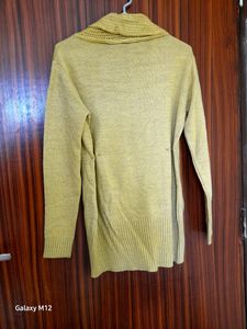 Stylish Yellow Sweater Full Tight Sleeve For Winte