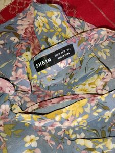 Shein Sleeveless Halter Neck  Top