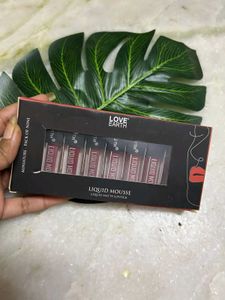 Love Earth Liquid Lipstick Set