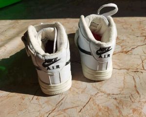Nike High Court 37