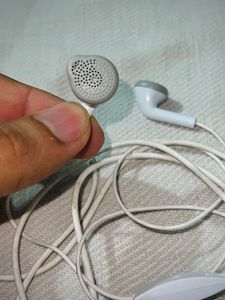 Galaxy Earphones