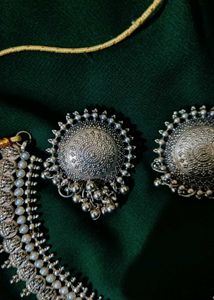 PRETTY OXIDISED CHOKER NECKLACE SET