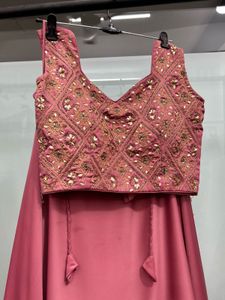 Elegant Lehenga Choli Set with shrug