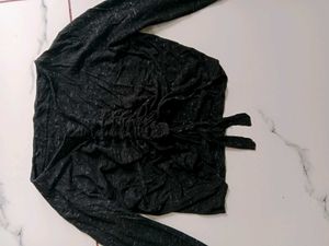 Trendy Black Top