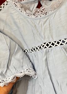 Zinc London Cute Blue Lace Top