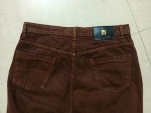 baggy brown pants