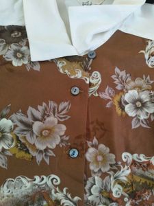 🌸 Vintage Floral Fusion Button-Down 🌸