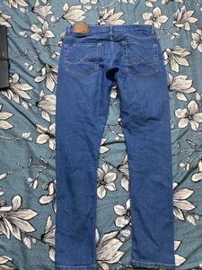 WROGN Men Denim Light Fade Stretchable CasualJeans