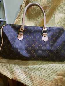 Louis Vuitton Speedy Bag