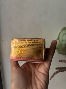 Pilgrim 24K Gold Face Mask