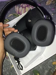 AIRPODS MAX