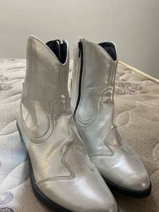 Good Looking Boots