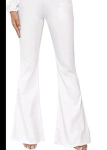 Bell bottom White Jean (NEW)