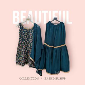 🌸Elegant Embroidered sharara Suit Set 🌸