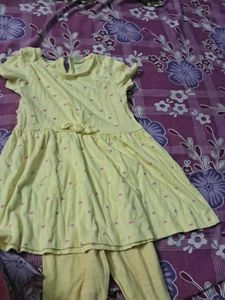 Yellow Heart Frock With Leggings.