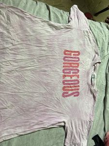 Trendy Light Purple ‘Gorgeous’ Printed T-Shirt – S