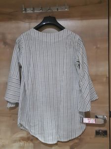 Short Kurtis With 🐘 sleeves