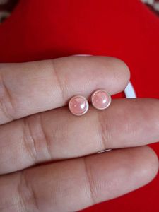 Beautiful New Pearl Studs