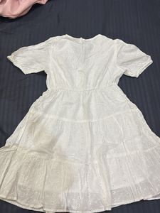 🐻‍❄️White Eyelet Puff Sleeve Tiered Dress