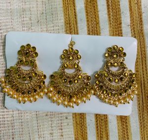 Gold-toned Earrings & Maang Tikka Set