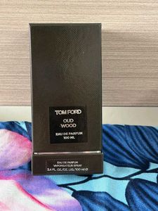 Sale Alert🚨 Tom Ford Oud Wood Perfume