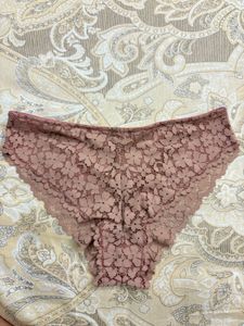 VS Floral &amp; Lace Panty Bundle- Set Of 2