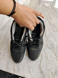 Black Sports Shoes