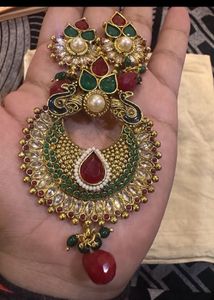 Pendent Set