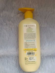 Mamaearth Vit-C Daily Glow/Ubtan Moisturizing Body