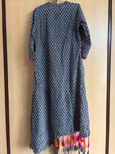 Gray Ethnic Print Kurta with Tassels