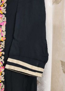 Elegant Embroidered Kurta