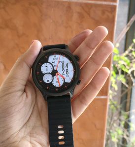 NoiseFit Evolve 4 Bluetooth Calling SmartWatch