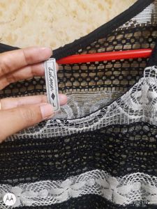 Leecooper Branded Top