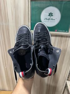Tommy Hifiger Navy Leather Mid-Top Sneakers