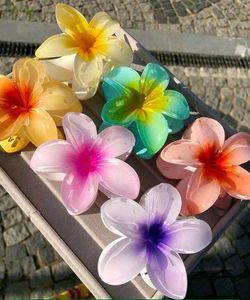 Flower Claw Clip