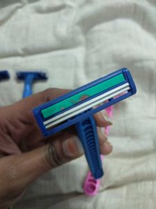 Disposable Razors - Set of 5
