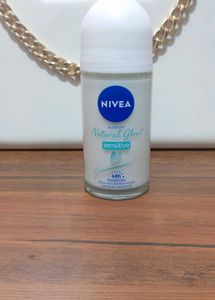 Nivea Natural Glow Deodorant for sensitive skin