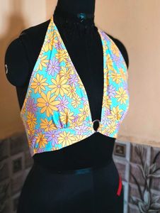 SizeM/L 🎁Buy 2 Get 1 Free 🎁Floral Halter Top