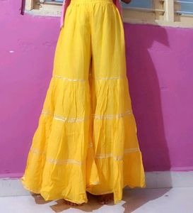 Chikan Kari Sharara Set