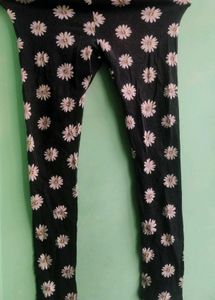 Floral Print Leggings lenght/33 hip/28