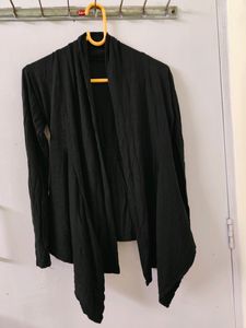 Black Full Sleeve Shrug For Daily Wear