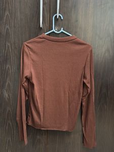 Ribbed Long Sleeve Crop Top