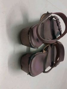 Vintage Purple Ruched Strap Sandals