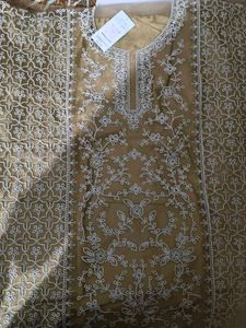 Pakistani Style Embroidery Kurta Set For Women