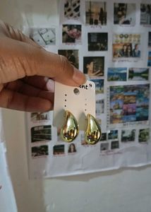 Gold Drop Earrings
