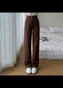2 Wide Leg Jeans