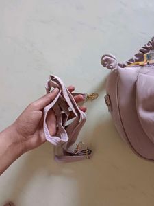 Bow Detail Shoulder Bag