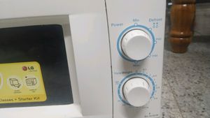 LG Microwave Oven